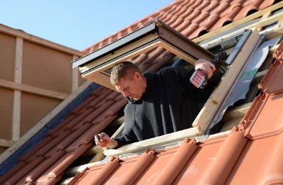 Pose de fenêtres de toit Velux à Jans